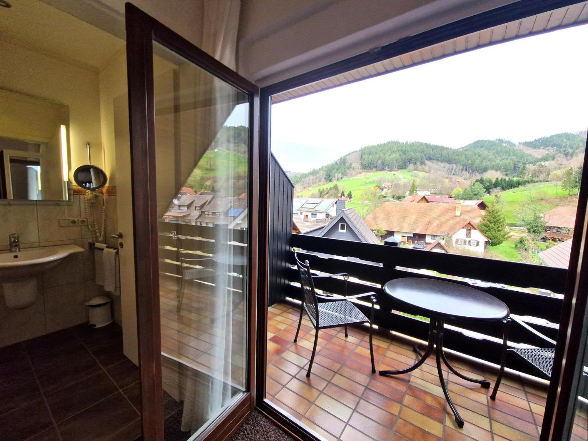 Mosers Blume Relax & Genuss Hotel Haslach im Kinzigtal Extérieur photo